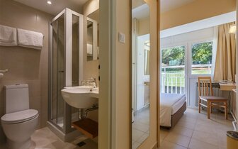 Hotel Delfin - izba - CK Turancar - autobusový zájazd Chorvátsko, Istria, Poreč
