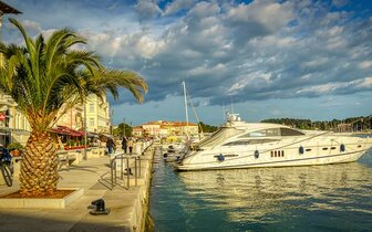 Hotel Delfin - prístav - CK Turancar - autobusový zájazd Chorvátsko, Istria, Poreč