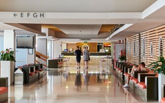 Hotel Delfin - recepcia - CK Turancar - autobusový zájazd Chorvátsko, Istria, Poreč