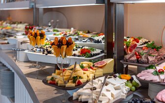 Zenith - reštaurácia- letecký a autobusový zájazd CK Turancar - Bulharsko, Slnečné pobrežie