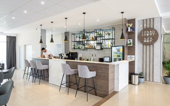 Hotel Belitsa -  lobby bar - letecký a  autobusový zájazd CK Turancar - Bulharsko stredisko  Primorsko Hotel Belitsa -  lobby bar - letecký a  autobusový zájazd CK Turancar - Bulharsko stredisko  Primorsko