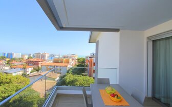 zájazdy individuálnou a autobusovou dopravou do Talianska - BIBIONE - apartmánový dom MERIS - CK TURANCAR