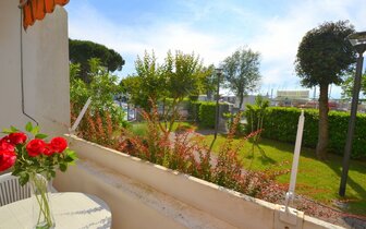 apartmány Gavitello s bazénom, zájazdy individuálnou a autobusovou dopravou  CK TURANCAR - Taliansko, BIBIONE