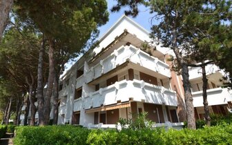 apartmány Gavitello s bazénom, zájazdy individuálnou a autobusovou dopravou  CK TURANCAR - Taliansko, BIBIONE