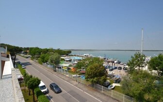 apartmány Gavitello s bazénom, zájazdy individuálnou a autobusovou dopravou  CK TURANCAR - Taliansko, BIBIONE