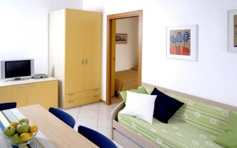 apartmánový dom Vila Anna blízko pláže, zájazdy autobusovou a individuálnou dopravou CK TURANCAR do Talianska, Bibione