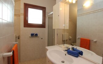 apartmánový dom Vila Anna blízko pláže, zájazdy autobusovou a individuálnou dopravou CK TURANCAR do Talianska, Bibione