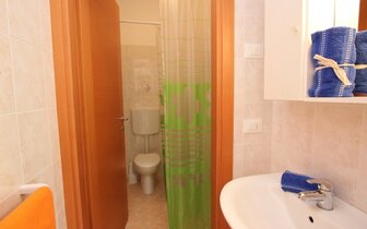 apartmánový dom Vila Anna blízko pláže, zájazdy autobusovou a individuálnou dopravou CK TURANCAR do Talianska, Bibione