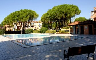 Campiello del Solle apartmánový dom s bazénom, zájazdy CK TURANCAR individuálnou a autobusovou dopravou do Talianska, Bibione