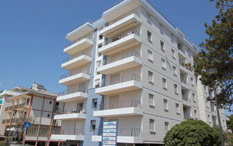 Rezidencia ADRIATICO priamo na pláži v BIBIONE SPIAGGIA, zájazdy autobusovou a individuálnou dopravou do Talianska CK TURANCAR