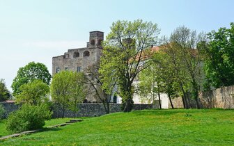CK Turancar, autobusový poznávací zájazd, Maďarsko - pôvaby krajiny a Tokaj, Hrad Sarospatak CK Turancar, autobusový poznávací zájazd, Maďarsko - pôvaby krajiny a Tokaj, Hrad Sarospatak
