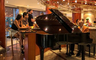 Hotel Elegance International - klavír, lobby bar - letecký zájazd CK Turancar - Marmaris, Turecko