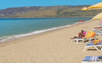 Hotel Nicotera Beach - plaz - letecký zájazd CK Turancar - Taliansko - Kalábria - Nicotera Marina