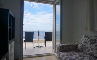 Apartmány Mateo - pohľad z balkóna - autobusový zájazd CK Turancar - Chorvátsko, Omiš, Nemira