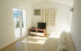 Apartmány Mateo - obývacia izba - autobusový zájazd CK Turancar - Chorvátsko, Omiš, Nemira