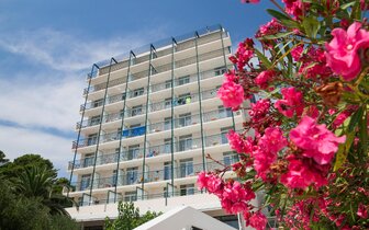 Hotel Neptun - Chorvátsko - Tučepi - zájazd CK Turancar