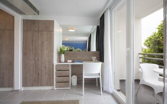 Hotel Neptun - Chorvátsko - Tučepi - zájazd CK Turancar