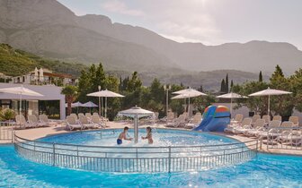 Hotel Neptun - Chorvátsko - Tučepi - zájazd CK Turancar