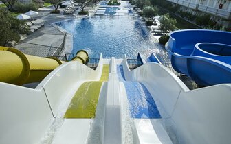 HOTEL KOLYMBIA STAR - pohľad zo šmýklaviek - letecký zájazd (Rodos, Kolymbia)