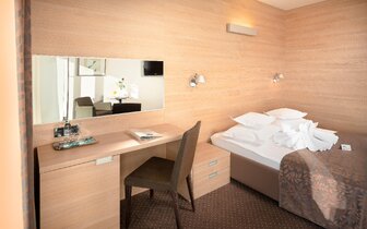 Hotel Olympia - zájazd CK Turancar - Chorvátsko - Vodice Hotel Olympia - zájazd CK Turancar - Chorvátsko - Vodice