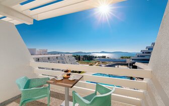 Hotel Olympia - zájazd CK Turancar - Chorvátsko - Vodice Hotel Olympia - zájazd CK Turancar - Chorvátsko - Vodice