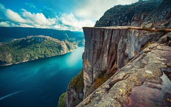 CK Turancar, autobusový poznávací zájazd, Škandinávsky okruh, Nórsko, Lysefjord Preikestolen CK Turancar, autobusový poznávací zájazd, Škandinávsky okruh, Nórsko, Lysefjord Preikestolen