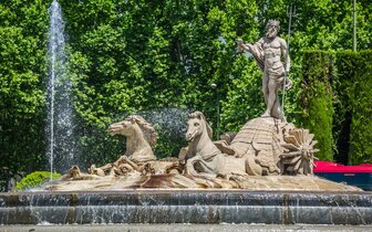 CK Turancar, Letecký poznávací zájazd, Španielsko, Madrid, Neptúnova fontána CK Turancar, Letecký poznávací zájazd, Španielsko, Madrid, Neptúnova fontána