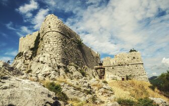 Penzión Rogač - pevnosť Starigrad - autobusový zájazd CK Turancar - Chorvátsko, Omiš (Duče) Penzión Rogač - pevnosť Starigrad - autobusový zájazd CK Turancar - Chorvátsko, Omiš (Duče)