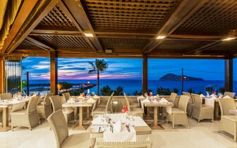 Hotel Porto Platanias Beach - reštaurácia - letecký zájazd CK Turancar - Kréta, Platanias