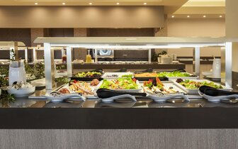 Hotel Porto Platanias Beach - bufetové stoly - letecký zájazd CK Turancar - Kréta, Platanias
