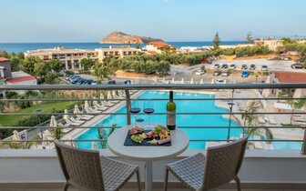 Porto Platanias Village - izba - letecký zájazd CK Turancar - Kréta, Chania