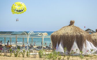 Hotel Bella Resort & Spa - pláž - letecký zájazd CK Turancar - Turecko, Colakli