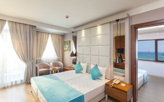 Hotel Bella Resort & Spa - rodinná izba - letecký zájazd CK Turancar - Turecko, Colakli