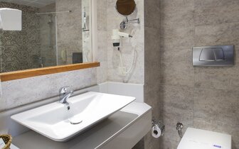 Hotel Bella Resort & Spa - kúpeľňa - letecký zájazd CK Turancar - Turecko, Colakli