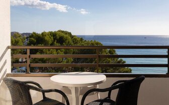 hotel Beverly Playa - terasa výhľad - letecký zájazd od CK Turancar - Malorka, Paguera