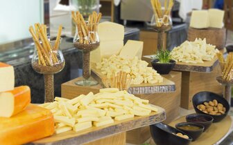 hotel HSM Atlantic Park -  bufet - letecký zájazd od CK Turancar - Malorka, Magaluf