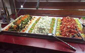 hotel BlueSea Piscis - bufet - letecký zájazd od CK Turancar - Malorka, Alcudia