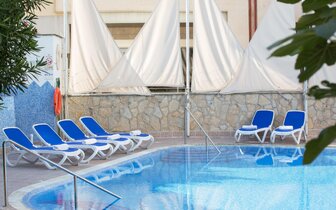 hotel BlueSea Piscis - hlavná budova - letecký zájazd od CK Turancar - Malorka, Alcudia