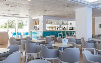 BlueSea Grand Playa - bar - letecký zájazd od CK Turancar - Malorka, Sa Coma