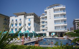 Hotel Heron v Lido di Jesolo, zájazdy autobusovou a individuálnou dopravou CK TURANCAR