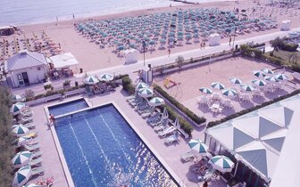 Hotel Heron v Lido di Jesolo, zájazdy autobusovou a individuálnou dopravou CK TURANCAR