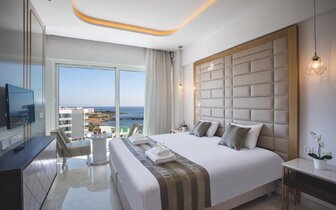 Constantinos the Great – izba – letecký zájazd CK Turancar – Cyprus, Protaras