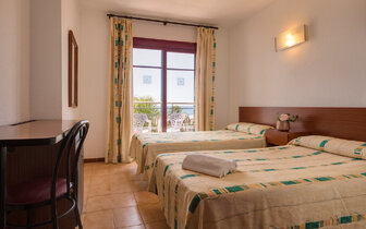 Planamar - štandardná izba -  letecký zájazd CK Turancar, Španielsko, Costa Brava