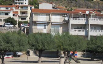 Vila Vukovič Davor - apartmány (budova č.1) - autobusový zájazd CK Turancar - Chorvátsko - Omiš (Duće)