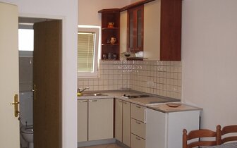 Vila Vukovič Davor - apartmán A/2+1 (budova č.1) - autobusový zájazd CK Turancar - Chorvátsko - Omiš (Duće)