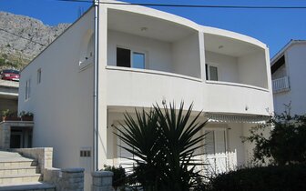 Vila Vukovič Davor - apartmány (budova č.2) - autobusový zájazd CK Turancar - Chorvátsko - Omiš (Duće)