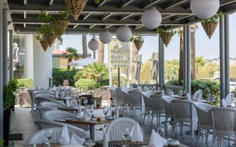 Hotel Aquila Porto Rethymno-reštaurácia-letecký zájazd CK Turancar-Kréta-Anissaras