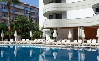 Hotel Aquila Porto Rethymno-bazén-letecký zájazd CK Turancar-Kréta-Anissaras