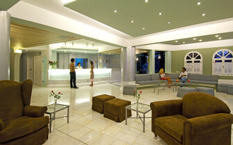 Hotel Rethymno Mare - recepcia - letecká doprava CK Turancar - Kréta, Skaleta