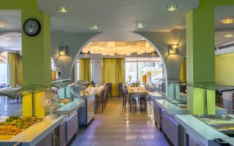 Hotel Rethymno Mare - reštaurácia - letecká doprava CK Turancar - Kréta, Skaleta